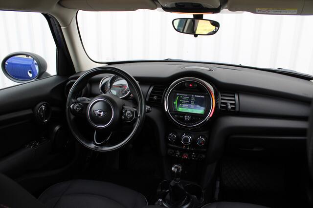 Mini ONE Mini 1.5 | Incl. 12 maanden garantie | 100% dealer onderhouden | Cruyise control | Airco | Apple carplay | Navigatie | Radio |