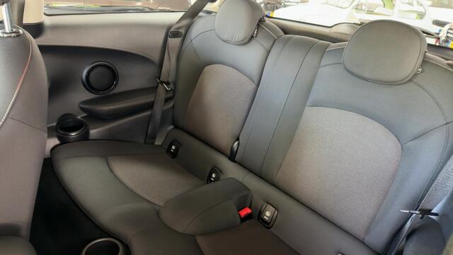 Mini ONE Mini 1.5 Airco / Cruise Control / Navigatie