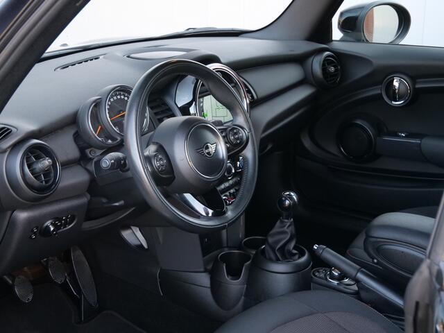 Mini ONE Cabrio 1.5 Salt 102 Pk Navi / Apple Carplay / PDC / Stoelverwarming