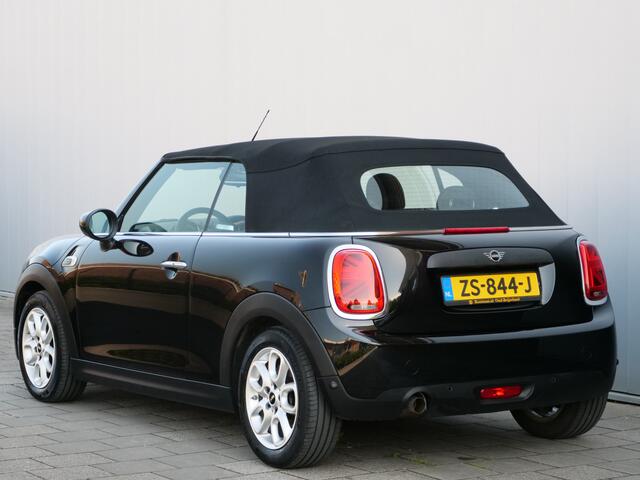 Mini ONE Cabrio 1.5 Salt 102 Pk Navi / Apple Carplay / PDC / Stoelverwarming