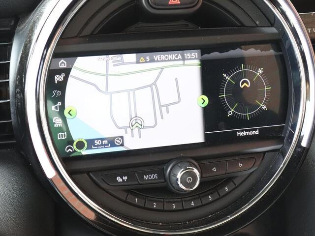 Mini ONE 1.5 5-DRS Automaat Business Edition Navigatie PDC Cruise Control Airco 17" Lichtmetalen velgen 5-Deurs