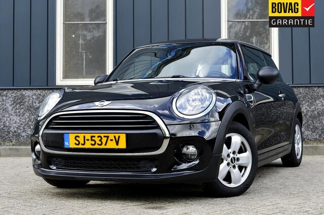Mini ONE 3-Deurs 1.2 Rijklaarprijs-garantie Navigatie Airco Stoel verwarming PDC Cruise control