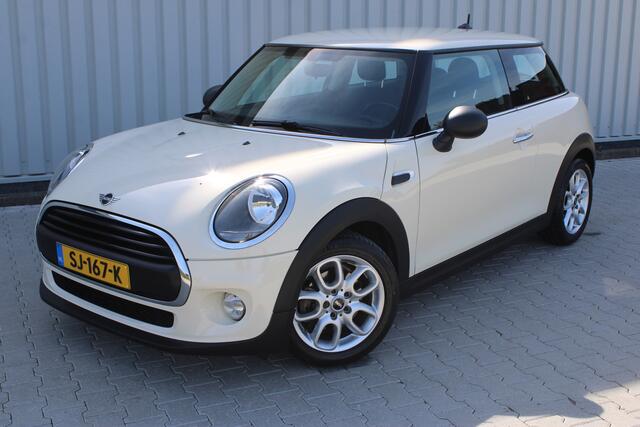 Mini ONE 3-Deurs 1.5 | Incl. 12 maanden garantie | Cruise control | Apple carplay | Airco | Stoelverwarming | Parkeersensoren | Navigatie | Bluetooth |