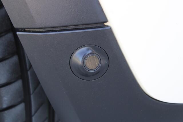 Mini ONE 3-Deurs 1.5 | Incl. 12 maanden garantie | Cruise control | Apple carplay | Airco | Stoelverwarming | Parkeersensoren | Navigatie | Bluetooth |