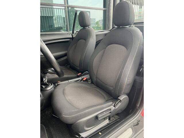 Mini ONE Cabrio 1.2 Business | STOELVERWARMING | LMV JCW 17'' | PDC | AIRCO | BLUETOOTH