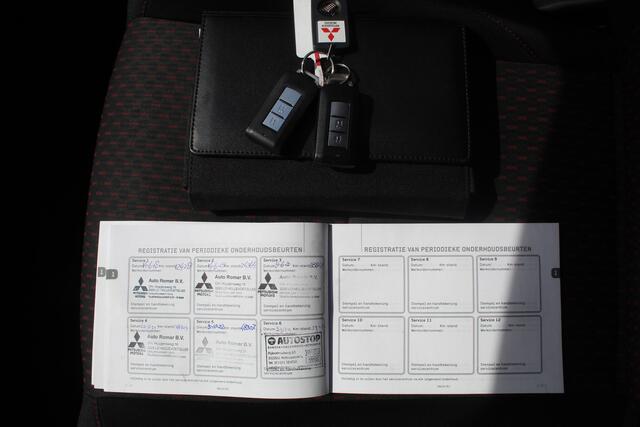 Mitsubishi ASX 1.6 Cleartec Connect Pro Navigatie/Achteruitrijcamera/Cruise control/Keyless/Apple carplay/Climate control/Radio-CD speler/18'' Lichtmetalen velgen.