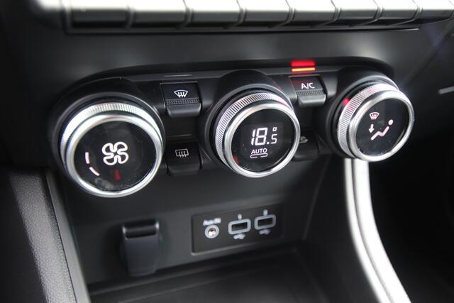 Mitsubishi ASX 1.0 MPI Turbo Intense Slechts 10.189 km! / 92 pk / Verschuifbare achterbank / 6 bak