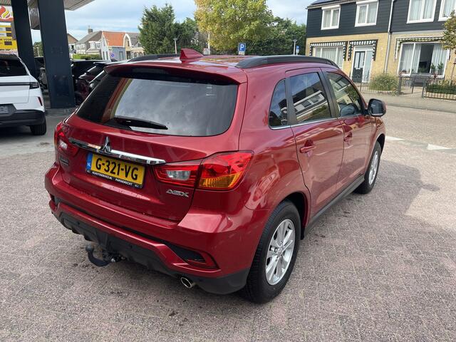 Mitsubishi ASX 1.6 Cleartec Life Trekhaak / ECC / parkeer sensor.