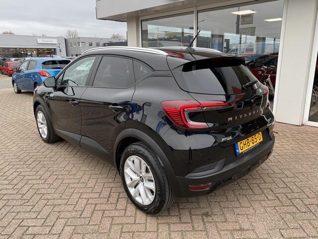 Mitsubishi ASX 1.6 HEV AT Intense Navigatie Apple CarPlay/Android auto, keyless start- & entry, parkeersensoren, cruise control, climate control, achteruitrij camera, boekjes compleet!