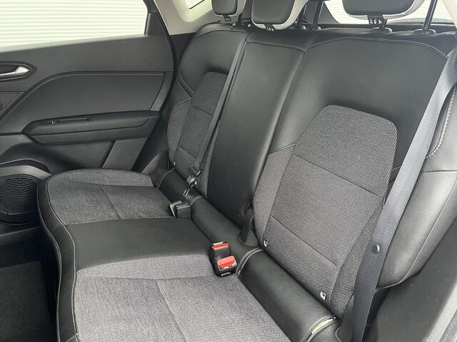 Mitsubishi ASX 1.6 PHEV AT Instyle / Apple Carplay/Android Auto / Lichtmetalen velgen 18"/ Voorstoelen verwarmd /