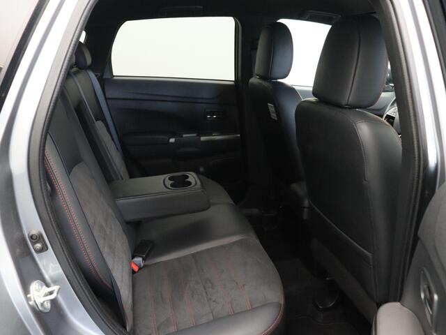 Mitsubishi ASX 2.0 Intense | Automaat | Stoelverwarming | Achteruitrij Camera | Trekhaak |Climate Control | Lederen Bekleding | Led Dimlicht |