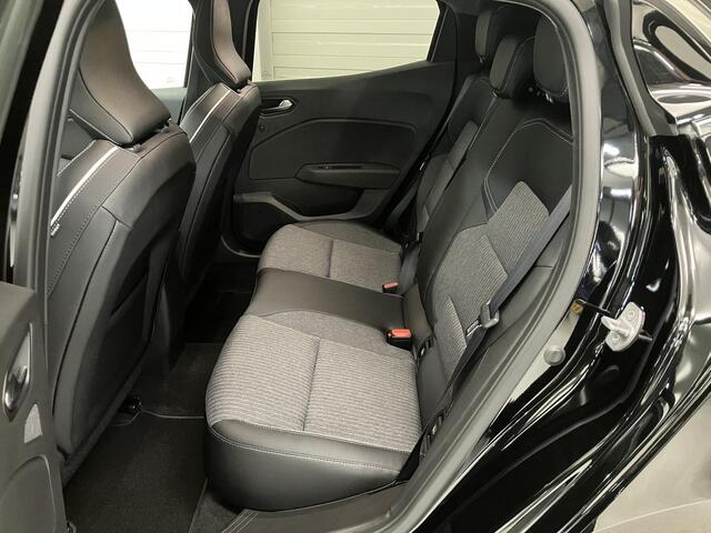 Mitsubishi COLT 1.6 HEV Instyle / Bose Audio / Navigatie / 360 Graden Camera / Stoel- en Stuurverwarming / Apple CarPlay/Android Auto /
