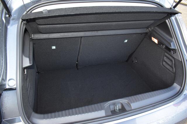 Mitsubishi COLT 1.6 HEV Intense Camera | Parkeersensoren voor+achter | Climate Control | Keyless | 8 Jaar Garantie