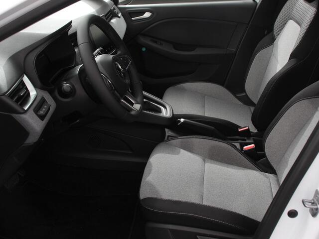 Mitsubishi COLT 1.6 HEV Automaat Intense DEMO Navigatie d.m.v. Apple Carplay/Android Auto Camera Climate Control Cruise Control Lichtmetalen velgen Extra Getint Glas Digitale Cockpit