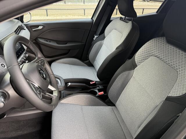 Mitsubishi COLT 1.6 HEV Intense Automaat met 8 Jr.Garantie Cruise Control I Climate Control I Parkeersensoren voor / achter I Smartlink Navigatie