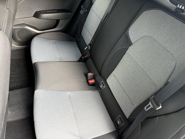 Mitsubishi COLT 1.6 HEV Intense Automaat met 8 Jr.Garantie Cruise Control I Climate Control I Parkeersensoren voor / achter I Smartlink Navigatie