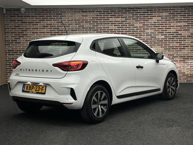 Mitsubishi COLT 1.0 MT Pure Carplay Navi Led Airco Zuinig!