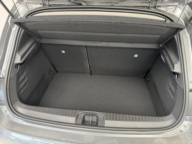 Mitsubishi COLT 1.6 HEV Intense Nieuw uit voorraad leverbaar | Achteruitrijcamera | Climate Control | 16 inch Lichtmetalen velgen | Parkeersensoren voor en achter | Fabrieksgarantie