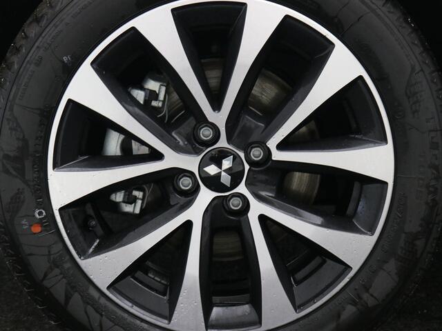Mitsubishi COLT 1.6 HEV Intense / ¤4000,- Voordeel Op Nieuwprijs / Rijklaarprijs / Direct Leverbaar / 8 Jaar Fabrieksgarantie /