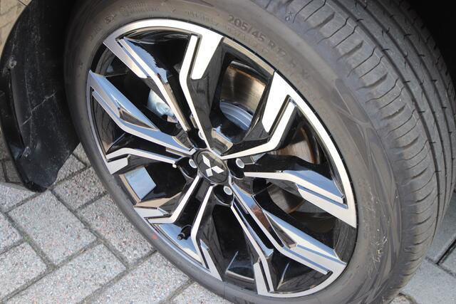 Mitsubishi COLT 1.6 HEV Intense+ NIEUW, Onyx Black