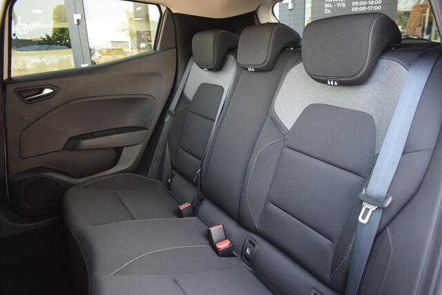 Mitsubishi COLT 1.0T MT Intense | Climate & Cruise Control | Apple Carplay/ Android Auto | Camera |