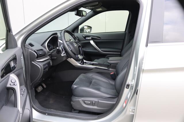 Mitsubishi ECLIPSE Cross 2.4 PHEV Intense + Sport-pack/Navigatie/Winter-Pack/Camera/Adaptive-Cruise