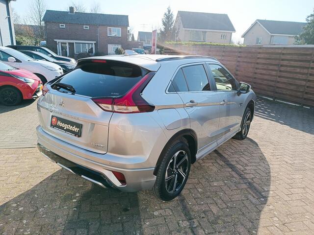 Mitsubishi ECLIPSE Cross 2.4 PHEV Intense+ 360 camera, Adapt. cruise