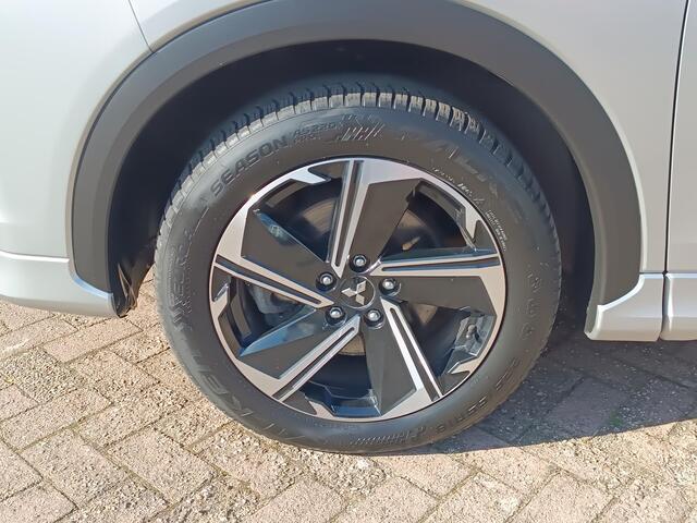 Mitsubishi ECLIPSE Cross 2.4 PHEV Intense+ 360 camera, Adapt. cruise