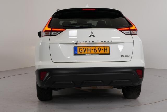 Mitsubishi ECLIPSE Cross 2.4 PHEV 4WD | Parelmoer | Camera | LM 18" | Cruise | Lane | Stl. verw. |