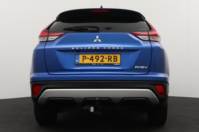 Mitsubishi ECLIPSE Cross 2.4 PHEV Intense+ Trekhaak Camera Standkachel Carplay