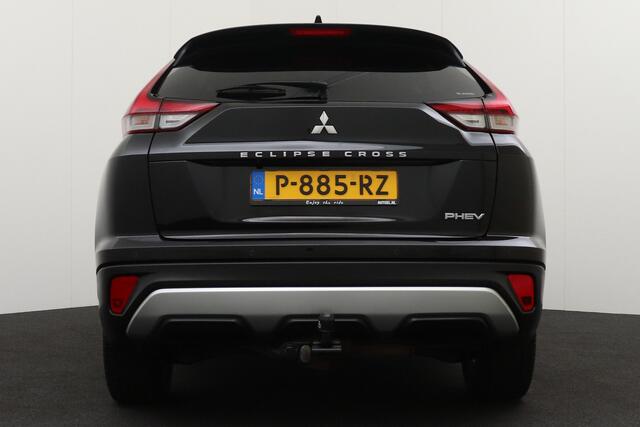 Mitsubishi ECLIPSE Cross 2.4 PHEV Intense+ Trekhaak Carplay Camera 1