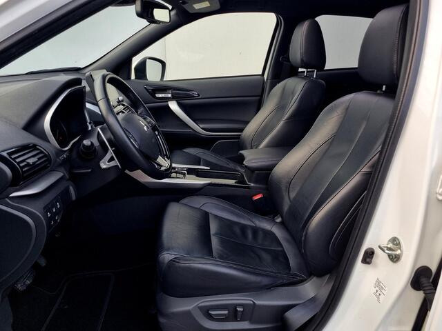 Mitsubishi ECLIPSE Cross 2.4 PHEV Prestige S-AWC 4WD Automaat / 1500KG Trekgewicht / Schuif-/Opendak / Cruise Control Adaptief / Camera / Lederen Bekleding