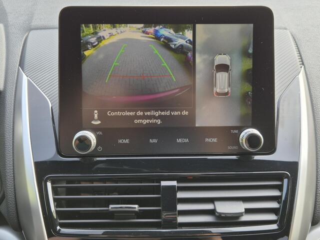 Mitsubishi ECLIPSE Cross 2.4 PHEV Plug-in Executive Automaat / Apple Carplay Android Auto / Trekgewicht 1500 kg / HUD / Stuur- en Stoelverwarming / Rondomzicht camera / Adaptief cruise control / Stoelventilatie voor /