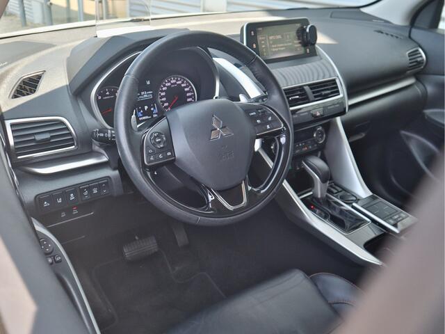 Mitsubishi ECLIPSE Cross 1.5 DI-T Instyle Automaat | Schuif/kantel dak | Climate Control | Stoelverwarming | Leder | Camera |
