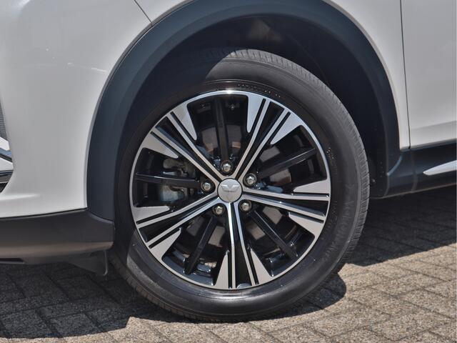 Mitsubishi ECLIPSE Cross 1.5 DI-T Instyle Automaat | Schuif/kantel dak | Climate Control | Stoelverwarming | Leder | Camera |