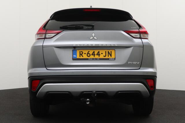 Mitsubishi ECLIPSE Cross 2.4 PHEV Intense+ Trekhaak Carplay Camera