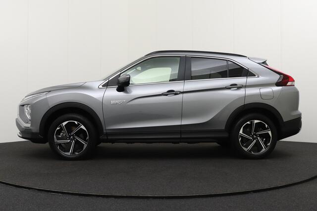 Mitsubishi ECLIPSE Cross 2.4 PHEV Intense+ Trekhaak Carplay Camera