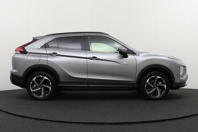 Mitsubishi ECLIPSE Cross 2.4 PHEV Intense+ Trekhaak Carplay Camera