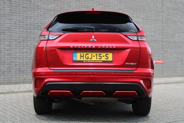 Mitsubishi ECLIPSE Cross 2.4 PHEV Instyle Nu met gratis trekhaak! Automaat, Lederen bekleding, Applecarpl./Andr. Auto Trekgewicht 1.500 KG.