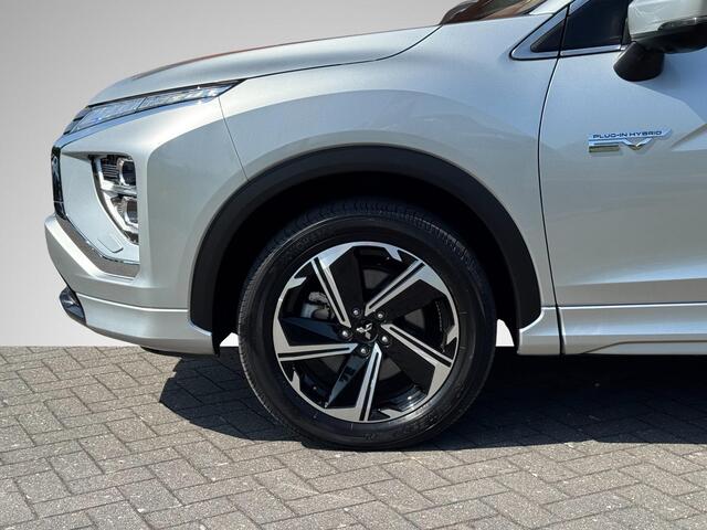Mitsubishi ECLIPSE Cross 2.4 PHEV Executive | Stuur- + Stoelverwarming | Dodehoek Detectie | Adapt. Cruise Control | 360° Camera | Rijklaarprijs!