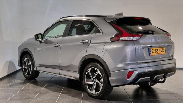 Mitsubishi ECLIPSE Cross 2.4 PHEV Instyle | Panoramadak | Leder | Trekhaak
