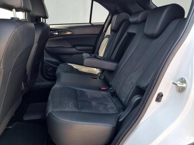 Mitsubishi ECLIPSE Cross 2.4 PHEV Business Executive S-AWC 4WD Automaat / 1500KG Trekgewicht / Rondomzicht Camera / Cruise Control Adaptief / Navigatie / Winterset ¤499,- Meerprijs