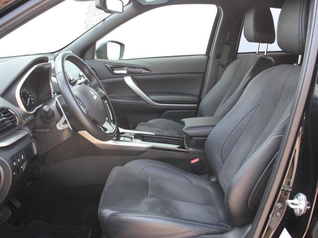 Mitsubishi ECLIPSE Cross 2.4 PHEV Intense+ / Navigatie + Apple Carplay/Android Auto / Climate Control / Cruise Control / Stoelverwarming Voor / Keyless Entry & Start /