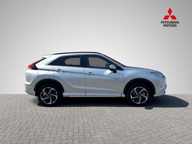 Mitsubishi ECLIPSE Cross 2.4 PHEV Executive | Stuur- + Stoelverwarming | Dodehoek Detectie | Adapt. Cruise Control | 360° Camera | Rijklaarprijs!