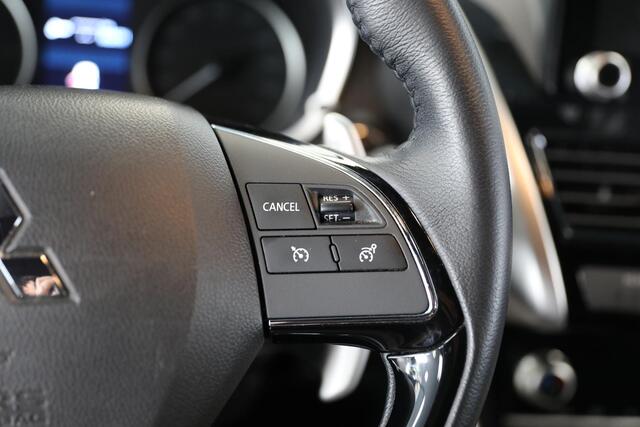 Mitsubishi ECLIPSE Cross 2.4 PHEV Intense+ | Cruise | Navi | Camera