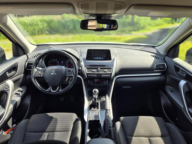 Mitsubishi ECLIPSE Cross 1.5 DI-T Pure