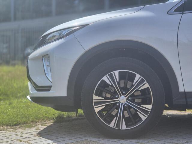 Mitsubishi ECLIPSE Cross 1.5 DI-T Pure