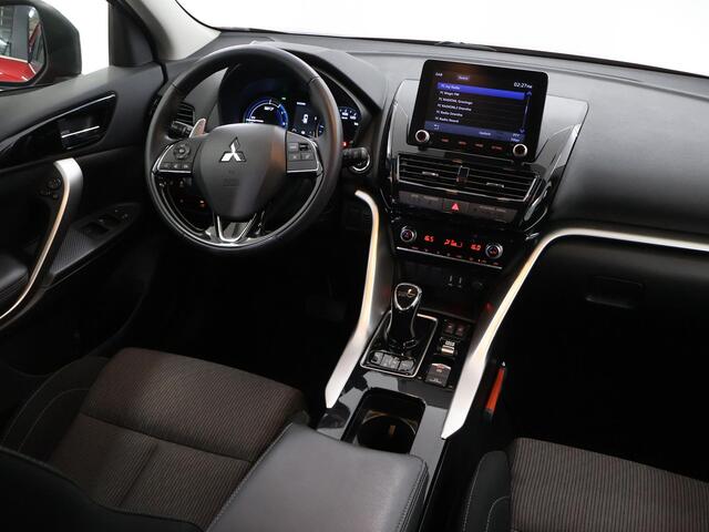 Mitsubishi ECLIPSE Cross 2.4 PHEV Intense | Trekhaak | Parkeercamera | Cruise control | Climate Control | Stoelverwarming |