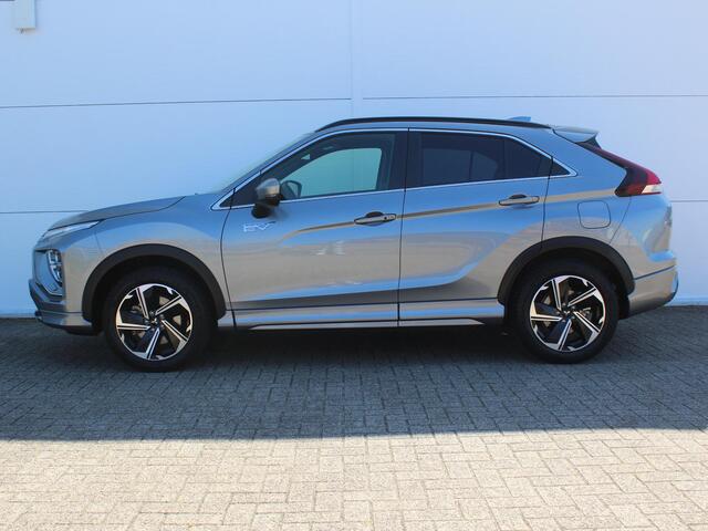 Mitsubishi ECLIPSE Cross 2.4 PHEV Executive / Navigatie + Apple Carplay/Android Auto / Trekhaak (1500 KG) / Stoelverwarming Voor & Achter / Cruise Control Adaptief / Climate Control /