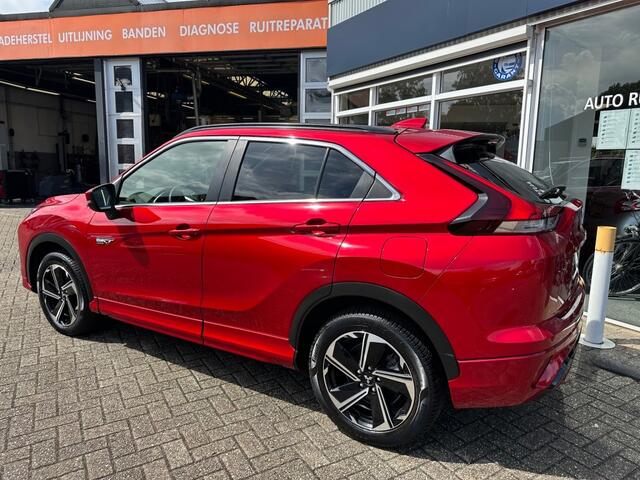 Mitsubishi ECLIPSE 2.4 PHEV INTENSE+